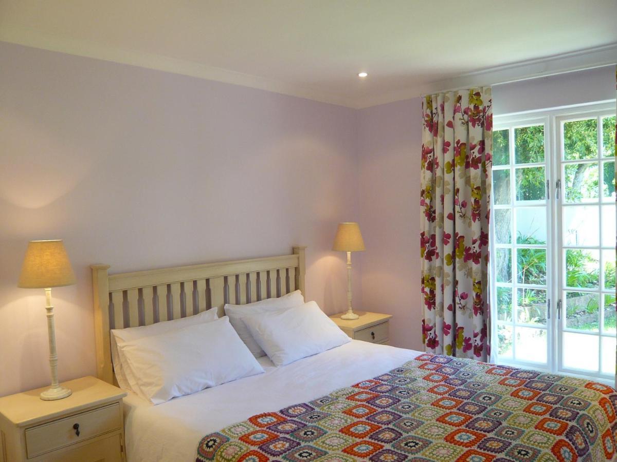 Le Petit Poucet Hotel Kaapstad Kamer foto