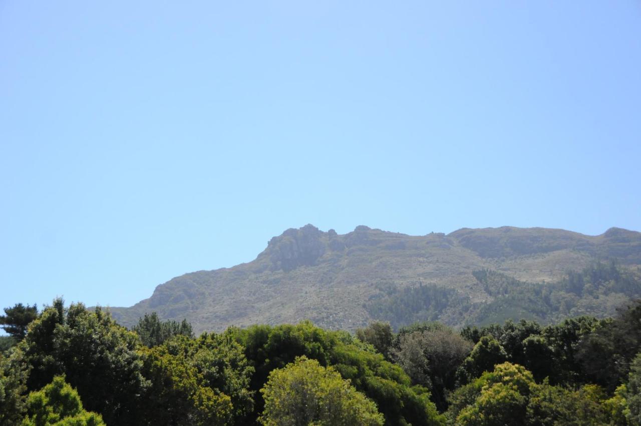 Le Petit Poucet Hotel Kaapstad Buitenkant foto