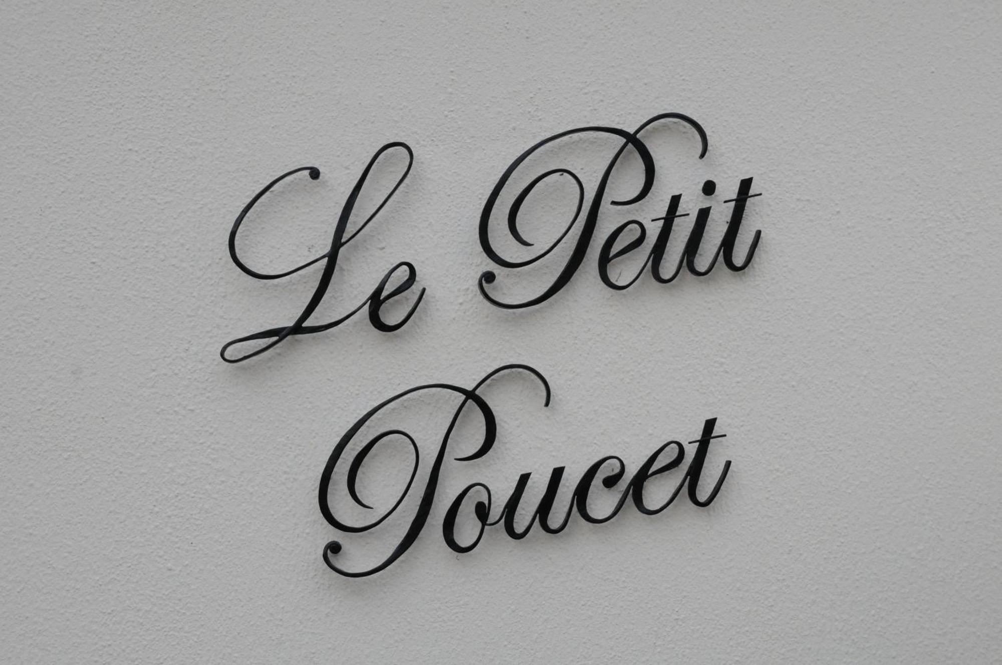 Le Petit Poucet Hotel Kaapstad Buitenkant foto